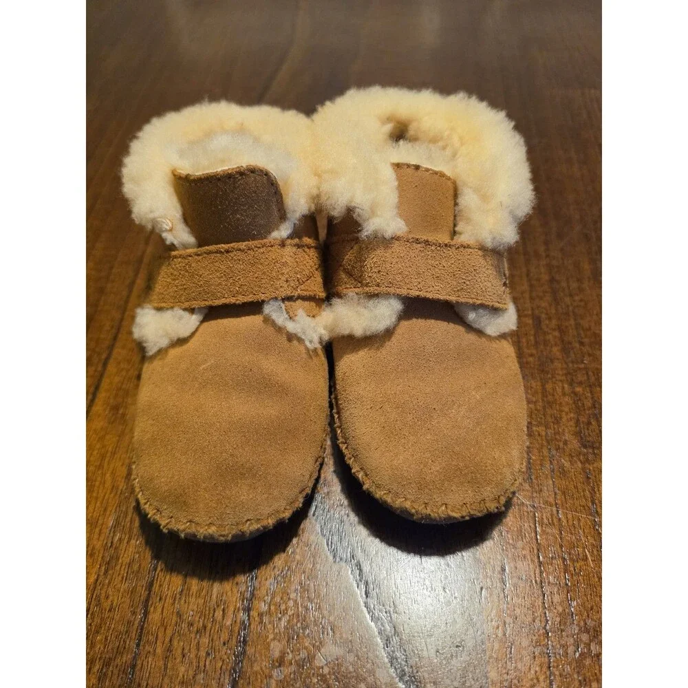 L.L.Bean Toddler 9-10 Shearling Booties Slippers Real Lamb Fur Suede Brown